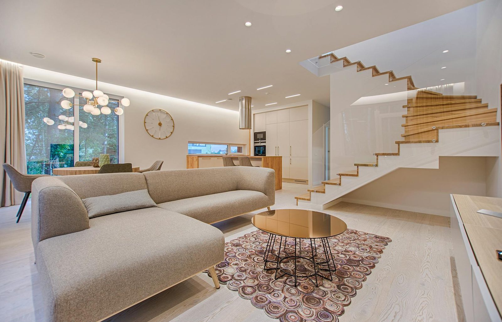 Luxury interior with centre rug